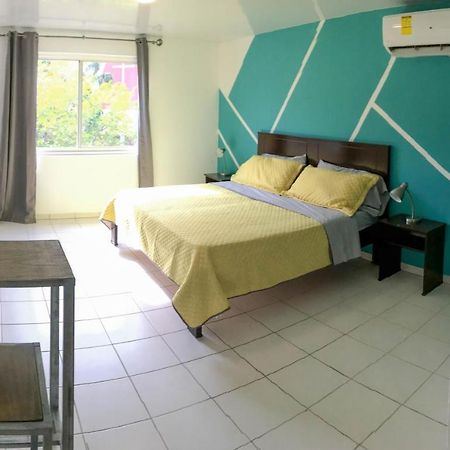 Dona Clara Vacation Apartments Ораньестад Экстерьер фото